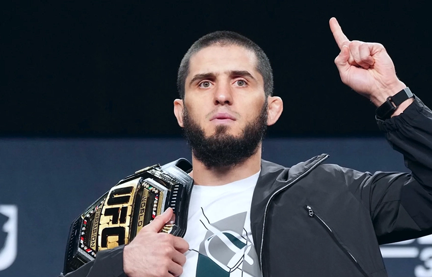 Ислам Махачев раскритиковал организацию и высказался о положении Армана Царукяна