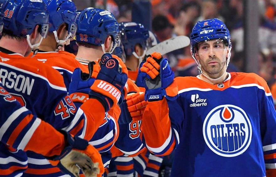 Защитники «Эдмонтона» установили уникальное достижение