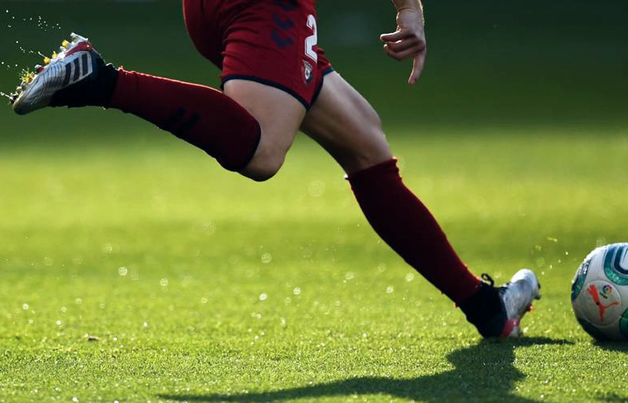 Футбольный дайджест игрового дня 05.02.2026